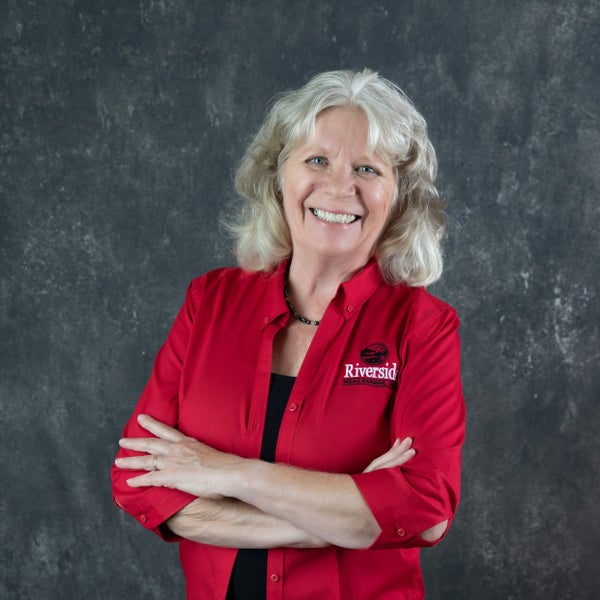 Janet Papinaw, Sales Associate
